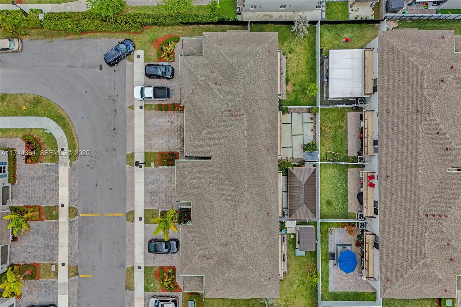 838 Southeast 17 Street Homestead, FL 33034 - Photo 48 of 66 an aerial view of residential house with outdoor space and swimming pool