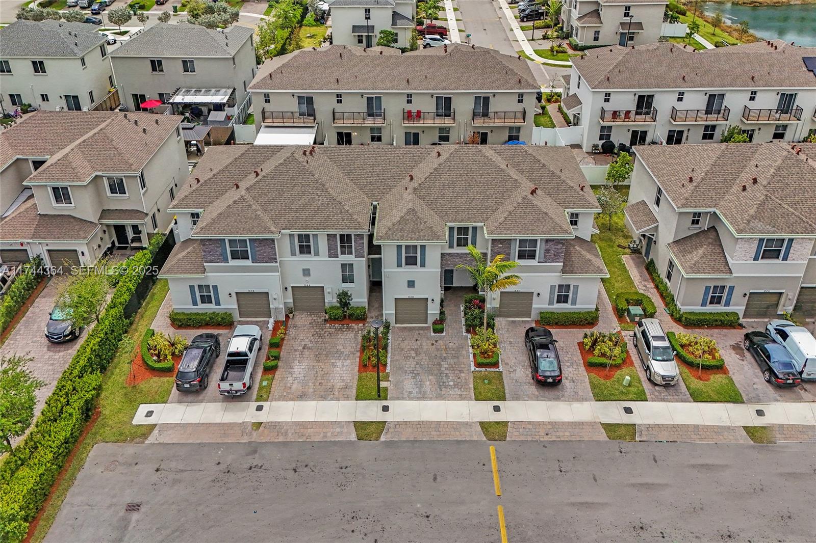 838 Southeast 17 Street Homestead, FL 33034 - Photo 66 of 66 an aerial view of multiple houses