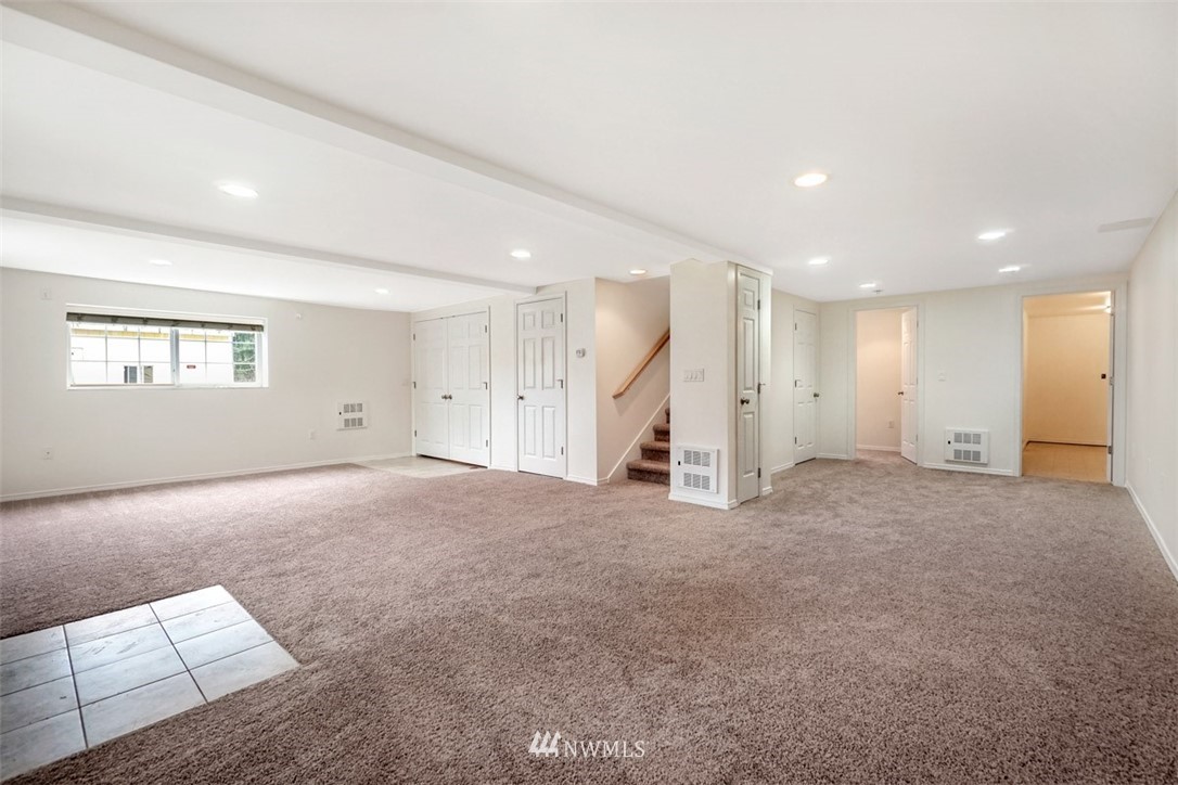 17811 Southeast 137th Street Renton, WA 98059 - Photo 15 of 24