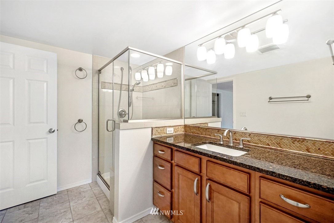 17811 Southeast 137th Street Renton, WA 98059 - Photo 18 of 24