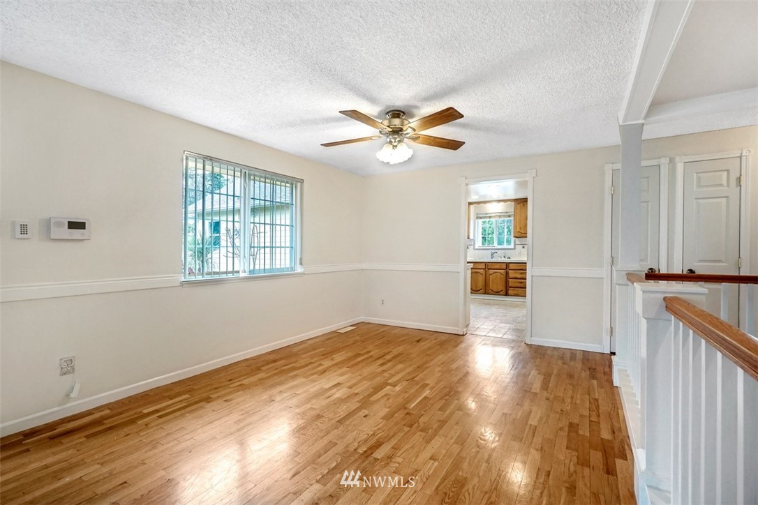 17811 Southeast 137th Street Renton, WA 98059 - Photo 6 of 24