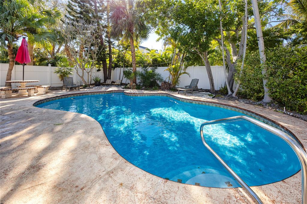 404 Maxwell Place Indian Rocks Beach, FL 33785 - Photo 30 of 66