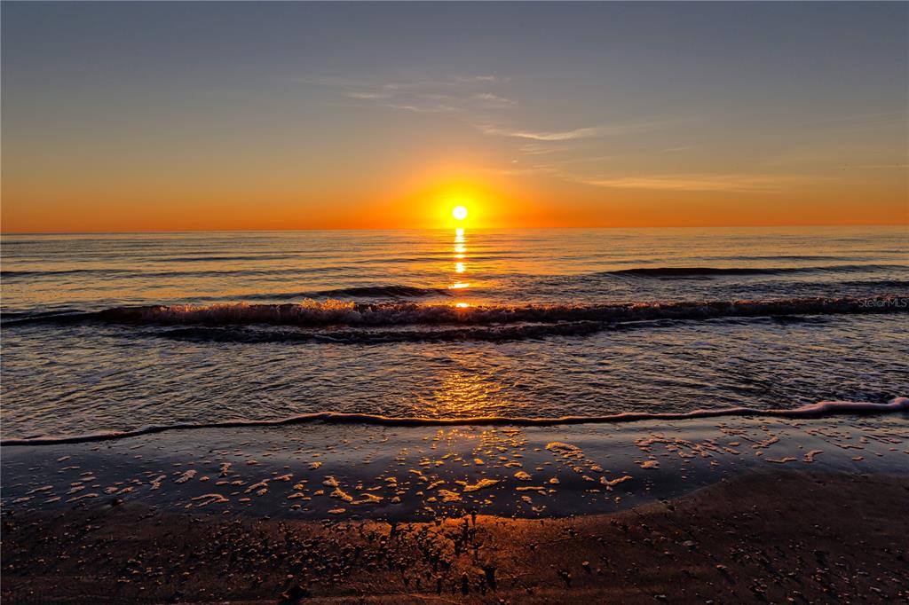 404 Maxwell Place Indian Rocks Beach, FL 33785 - Photo 47 of 66 a view of an ocean