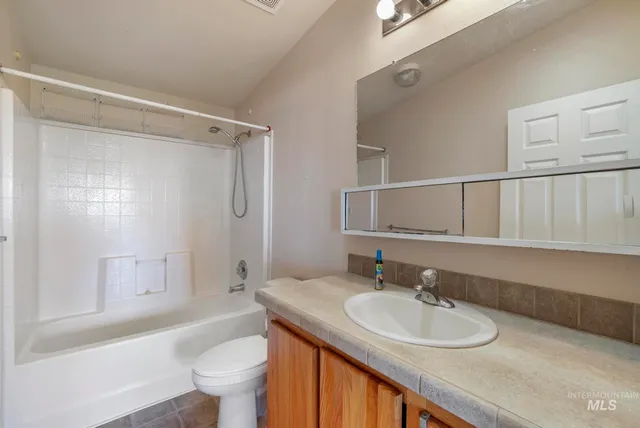 $309,900 | 1244 East 3600th Street North, Buhl, ID 83316