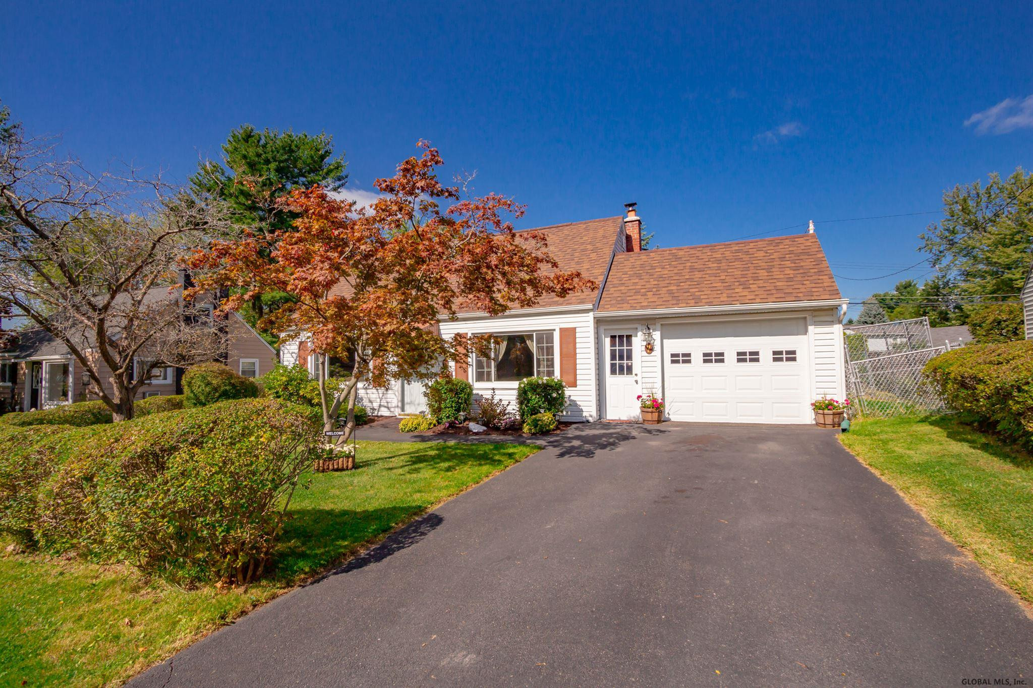 7 Luella Road Colonie, NY 12110 - Photo 3 of 33 Photo 3