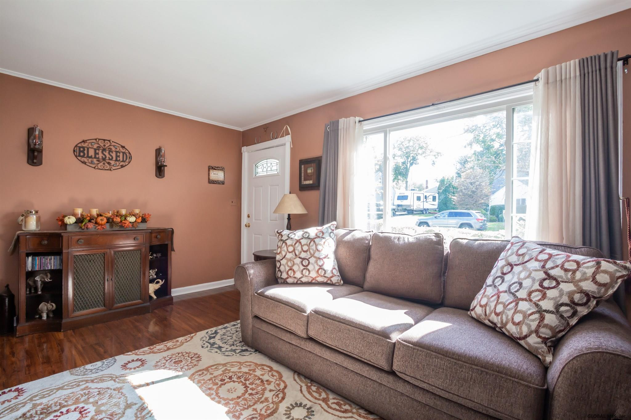 7 Luella Road Colonie, NY 12110 - Photo 8 of 33 Photo 8