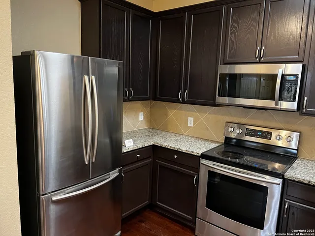 $1,625 | 2517 Grayson Circle, San Antonio, TX 78232