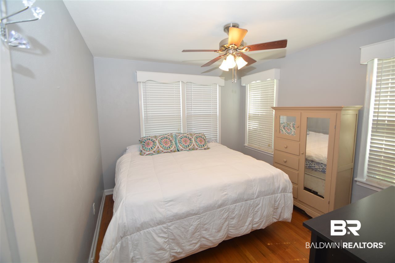 261 Mohawk Street Mobile, AL 36606 - Photo 10 of 22
