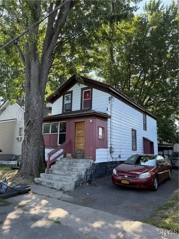 $189,000 | 125 West 1st Street, De Witt, NY 13057