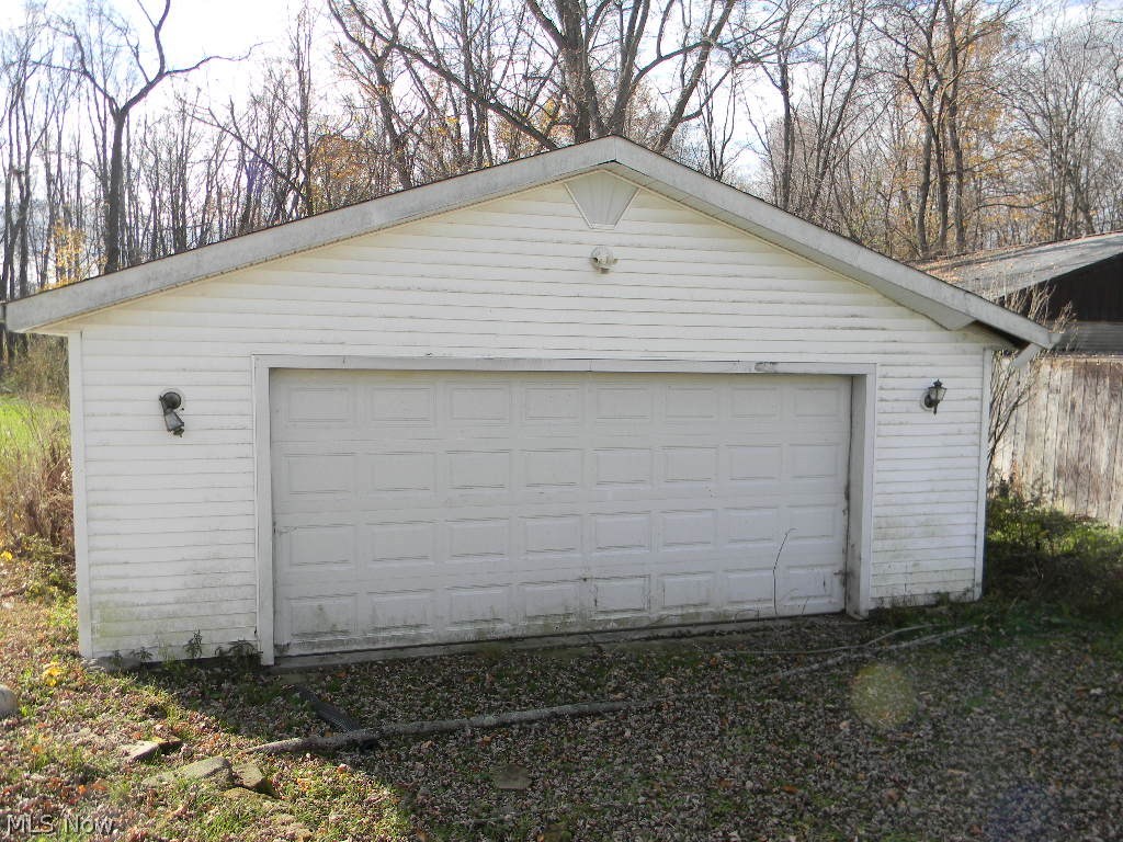 3074 Mayfair Road Akron, OH 44312 - Photo 8 of 25