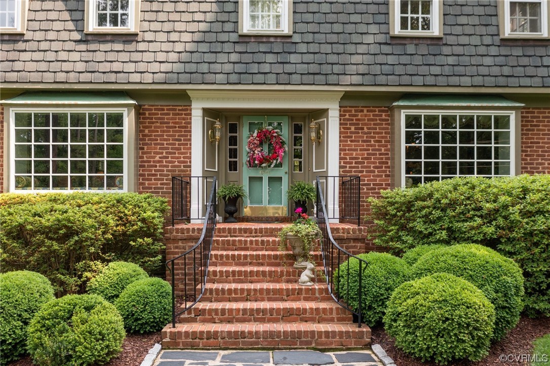4301 Shirley Road Richmond, VA 23225 - Photo 3 of 48 Gallery Image 3