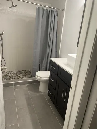 $2,200 | 698 Northeast Spanish River Boulevard, Unit 23, Boca Raton, FL 33431