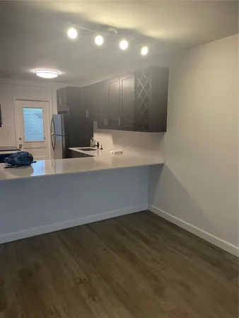 $2,200 | 698 Northeast Spanish River Boulevard, Unit 23, Boca Raton, FL 33431