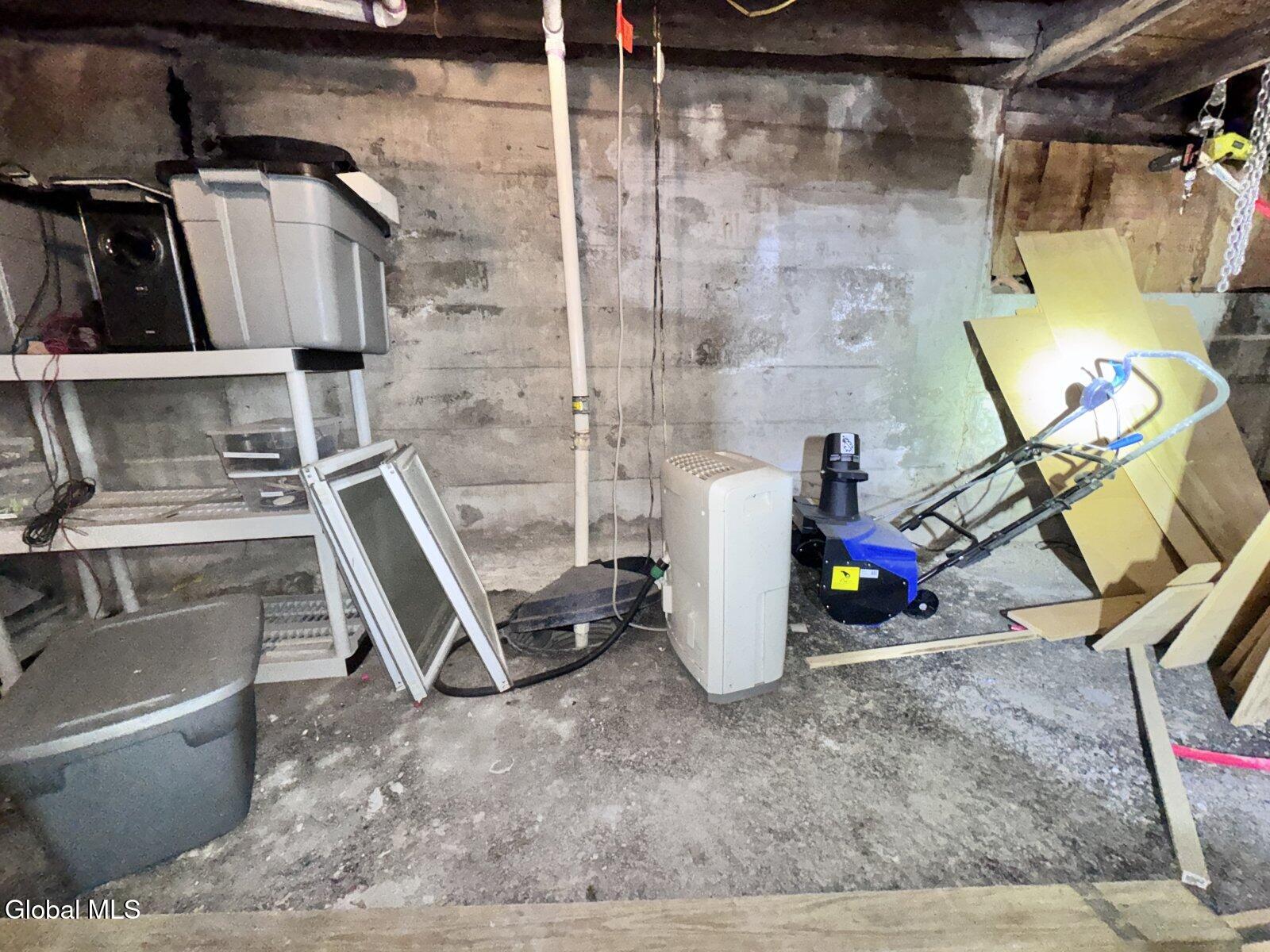 85 Egbert Street Cohoes, NY 12047 - Photo 24 of 30 Photo Feb 09 2026, 9 14 48 AM