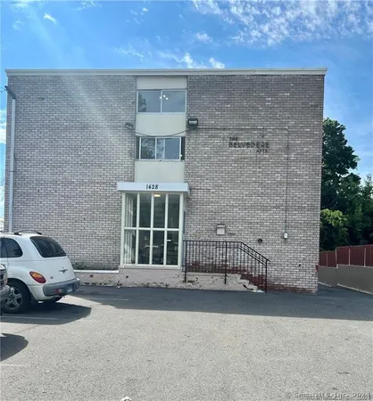 $1,150 | 1428 North Avenue, Unit B5, Bridgeport, CT 06604