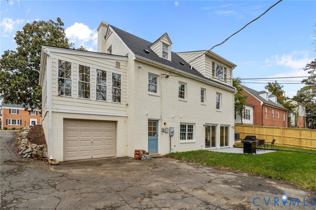 1017 Ridge Top Road Henrico, VA 23229 - Photo 35 of 37 front view of a house with a yard