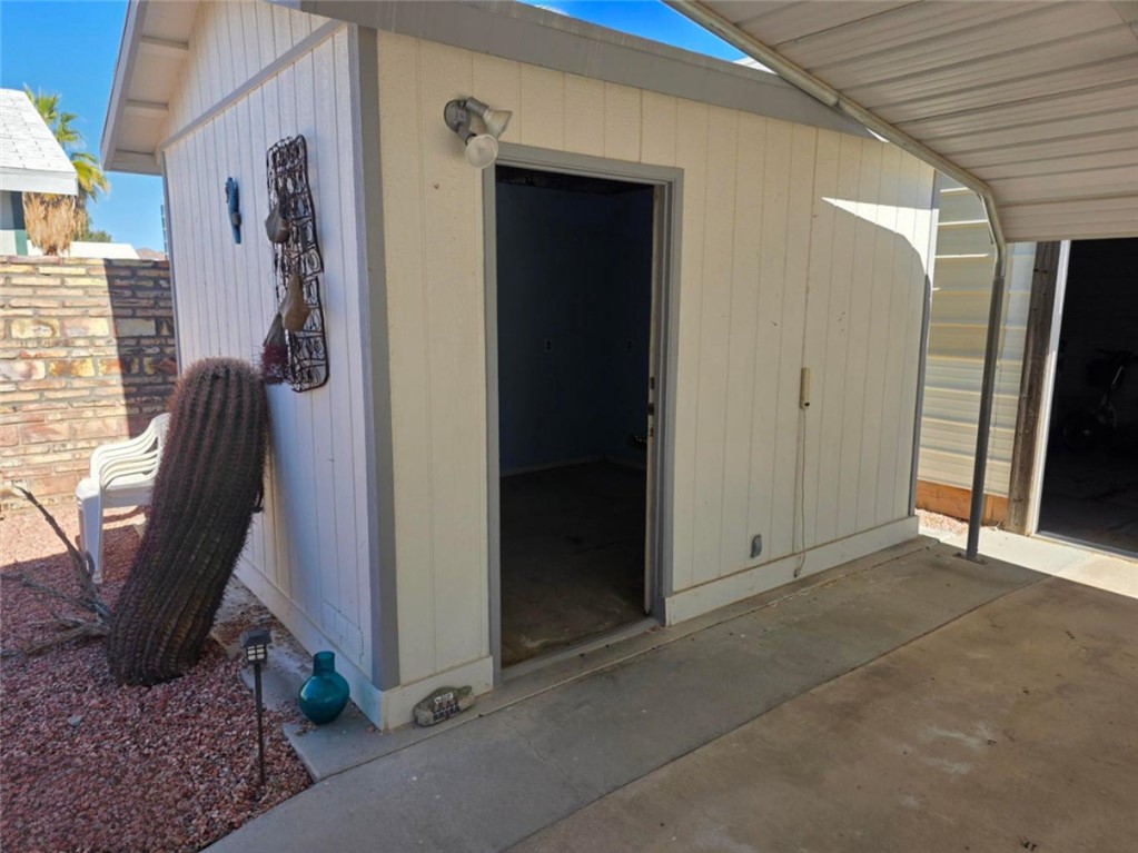 49603 Rainbow Avenue Quartzsite, AZ 85346 - Photo 37 of 44 View of shed