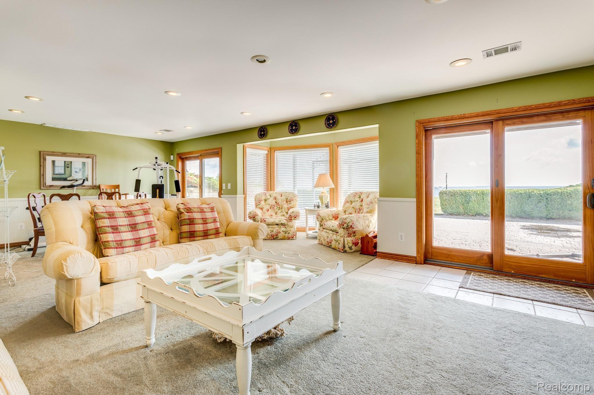 4450 North Lakeshore Road Deckerville, MI 48427 - Photo 62 of 75 4450 Lakeshore Rd (38 of 76).jpg