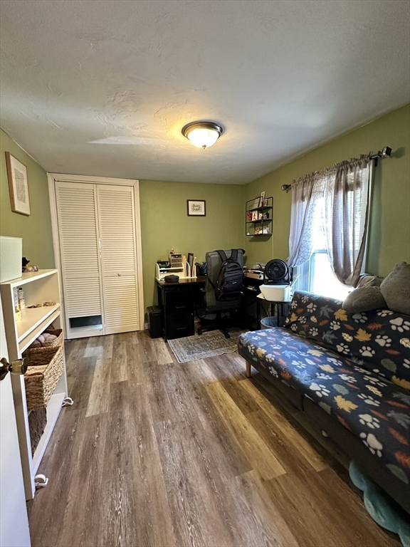 78 Upland Street Worcester, MA 01607 - Photo 18 of 24