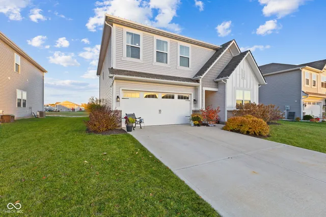 $424,900 | 1235 Lancaster Drive, Avon, IN 46123