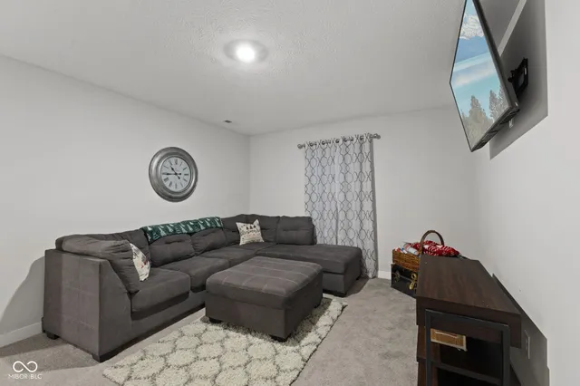 $424,900 | 1235 Lancaster Drive, Avon, IN 46123