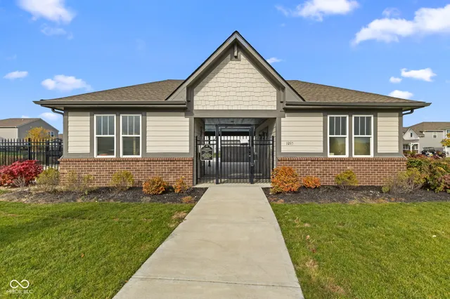 $424,900 | 1235 Lancaster Drive, Avon, IN 46123