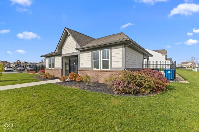 $424,900 | 1235 Lancaster Drive, Avon, IN 46123