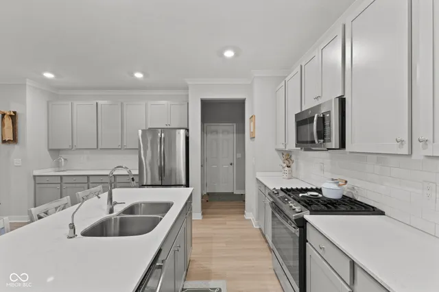 $424,900 | 1235 Lancaster Drive, Avon, IN 46123