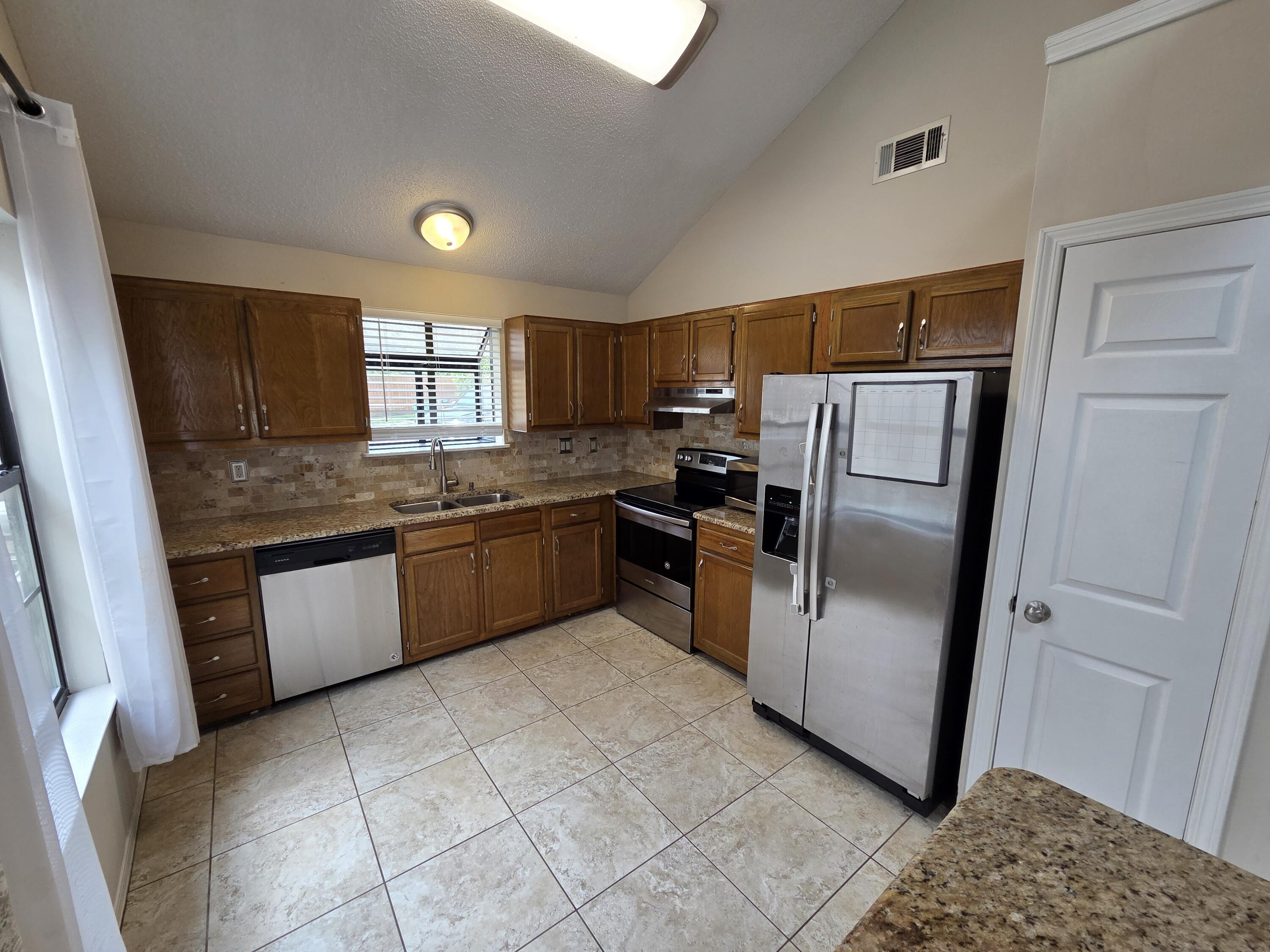 2113 Wilderness Path Fort Walton Beach, FL 32547 - Photo 7 of 19
