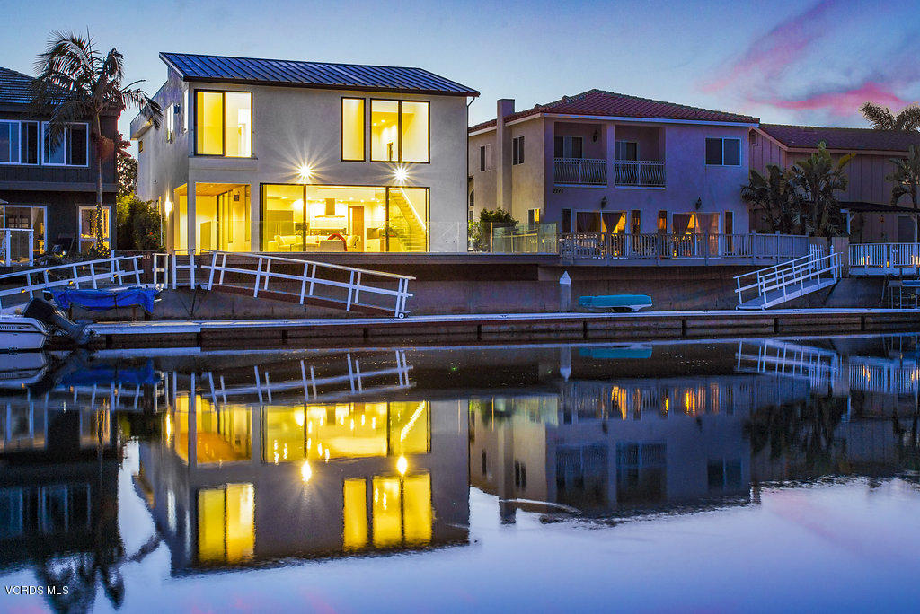 2250 Greencastle Lane Oxnard, CA 93035 - Photo 2 of 51 IMG_2657