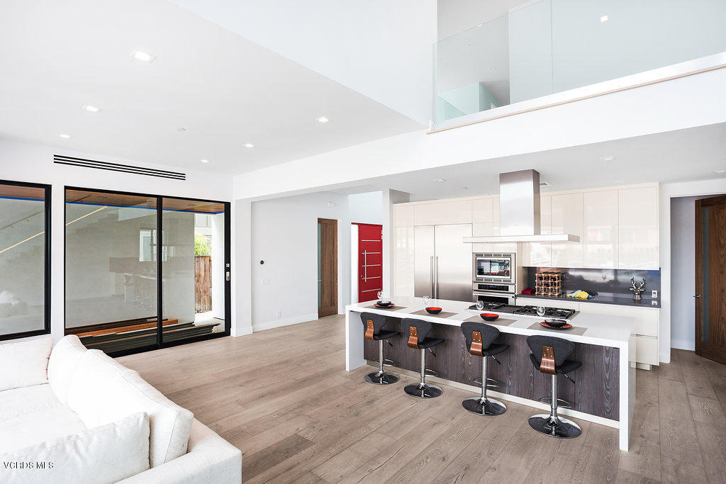 2250 Greencastle Lane Oxnard, CA 93035 - Photo 13 of 51 IMG_2055