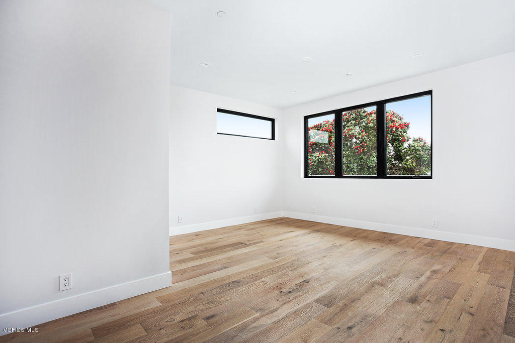 2250 Greencastle Lane Oxnard, CA 93035 - Photo 22 of 51 IMG_1986