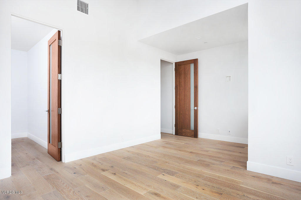 2250 Greencastle Lane Oxnard, CA 93035 - Photo 23 of 51 IMG_1979