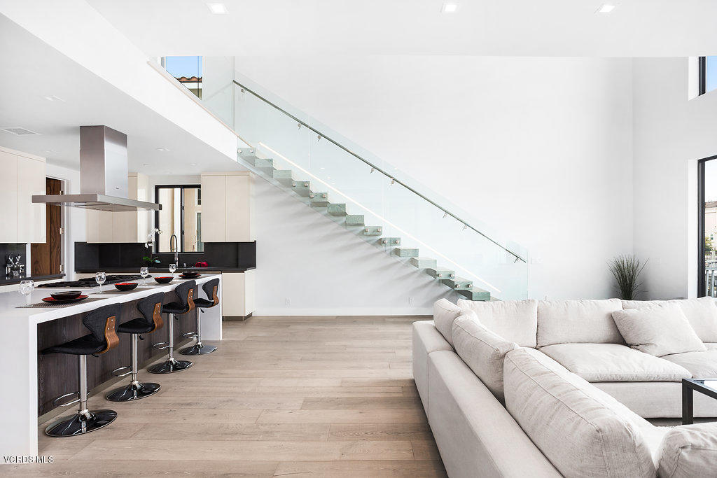 2250 Greencastle Lane Oxnard, CA 93035 - Photo 37 of 51 IMG_2033