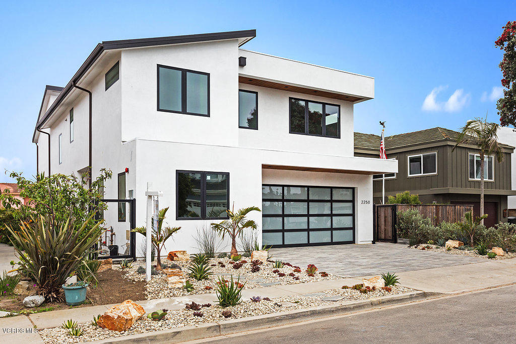 2250 Greencastle Lane Oxnard, CA 93035 - Photo 5 of 51 IMG_2068