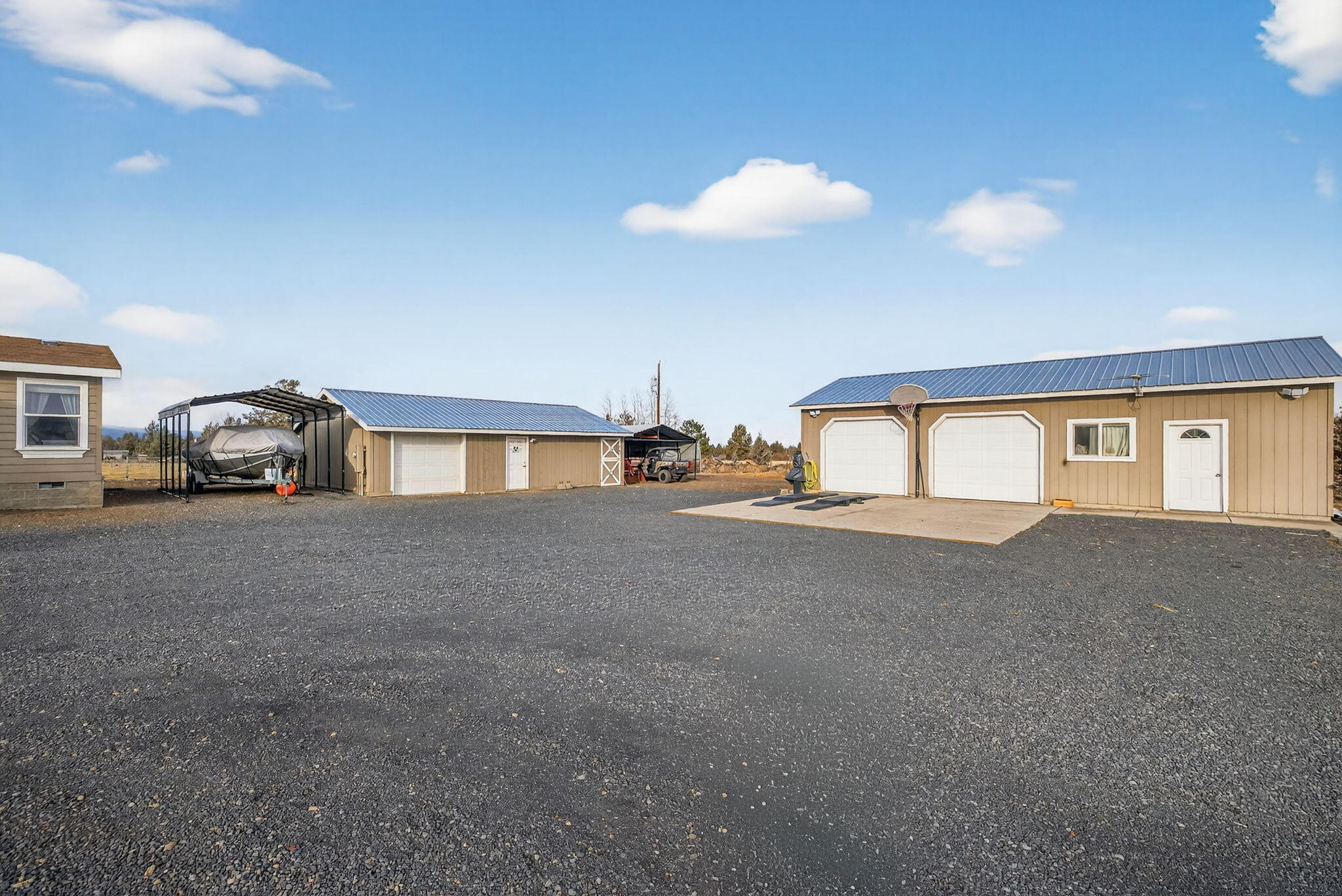 63493 Gentry Loop Bend, OR 97701 - Photo 30 of 41 2026_01_07_63493_gentry_loop-34