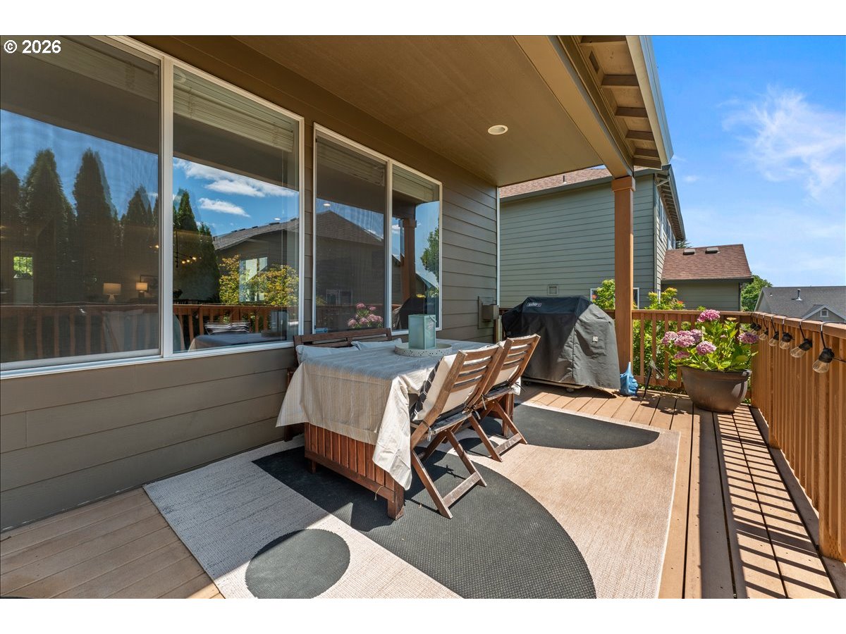 12996 Southwest Hazelcrest Way Portland, OR 97224 - Photo 42 of 48