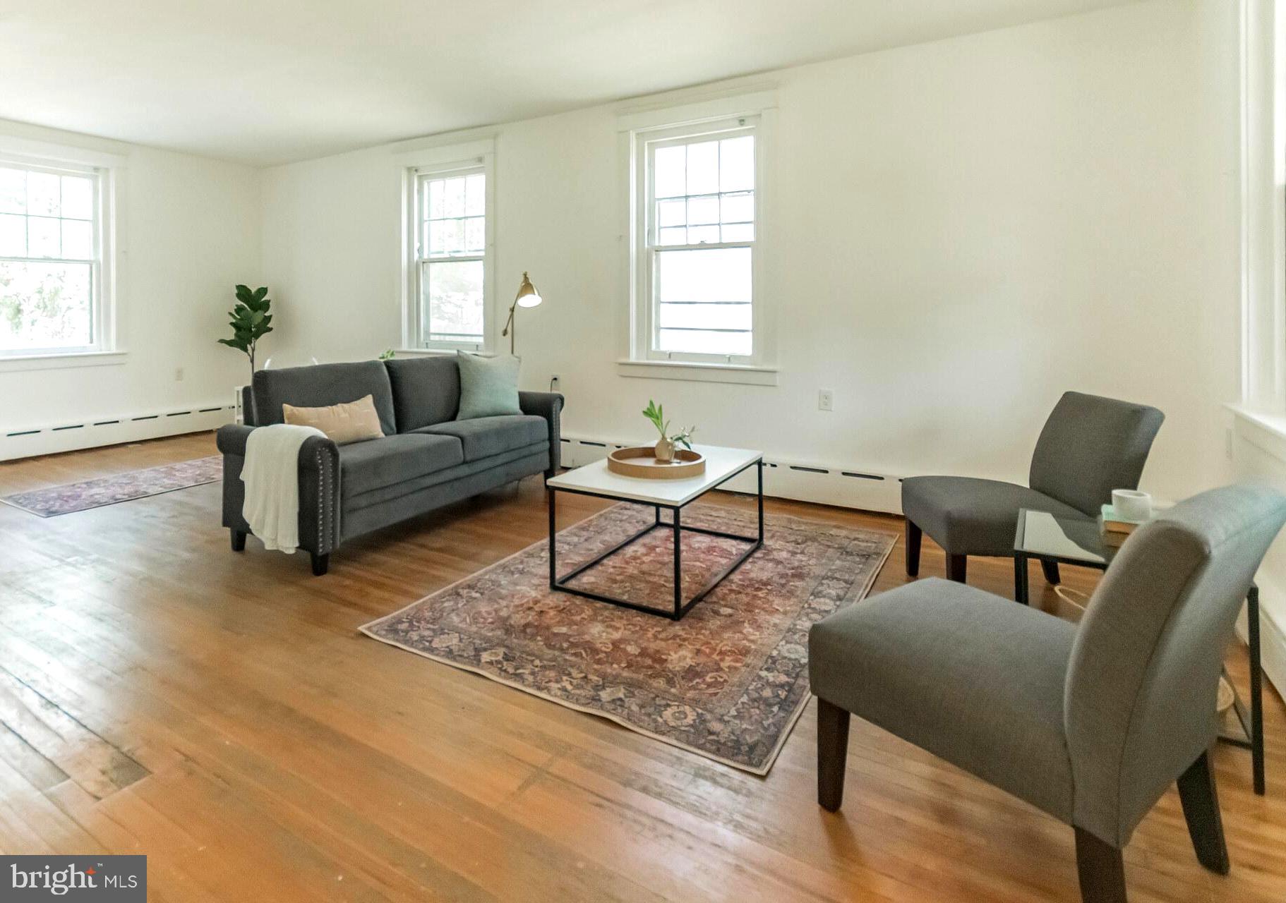 1148 Matsonford Road Conshohocken, PA 19428 - Photo 3 of 25 Extra long with space for an office/play area