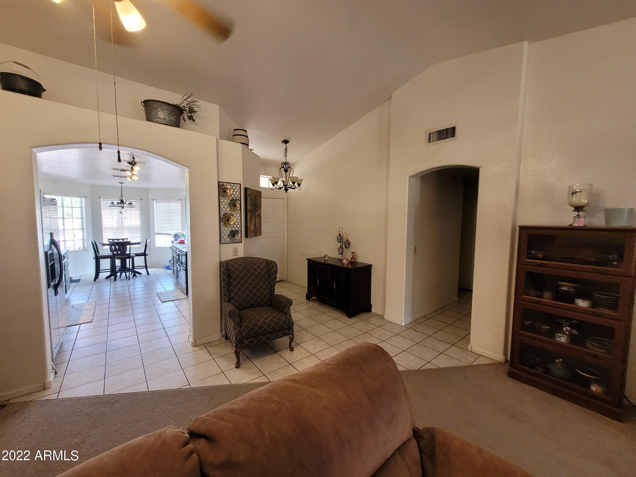 8357 West Ocotillo Road Glendale, AZ 85305 - Photo 10 of 25 0635EB84-51A5-4C7C-B999-031F587FD775