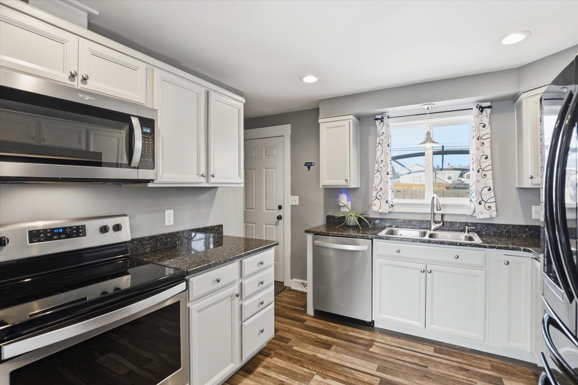 2003 East Decatur Avenue Spokane, WA 99208 - Photo 8 of 32