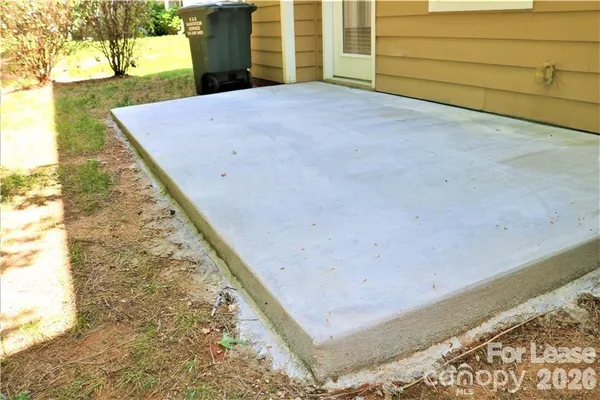 $2,000 | 15224 Coventry Ct Lane, Charlotte, NC 28277