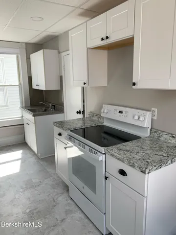 $399,900 | 9-11 Myrtle Street, Pittsfield, MA 01201