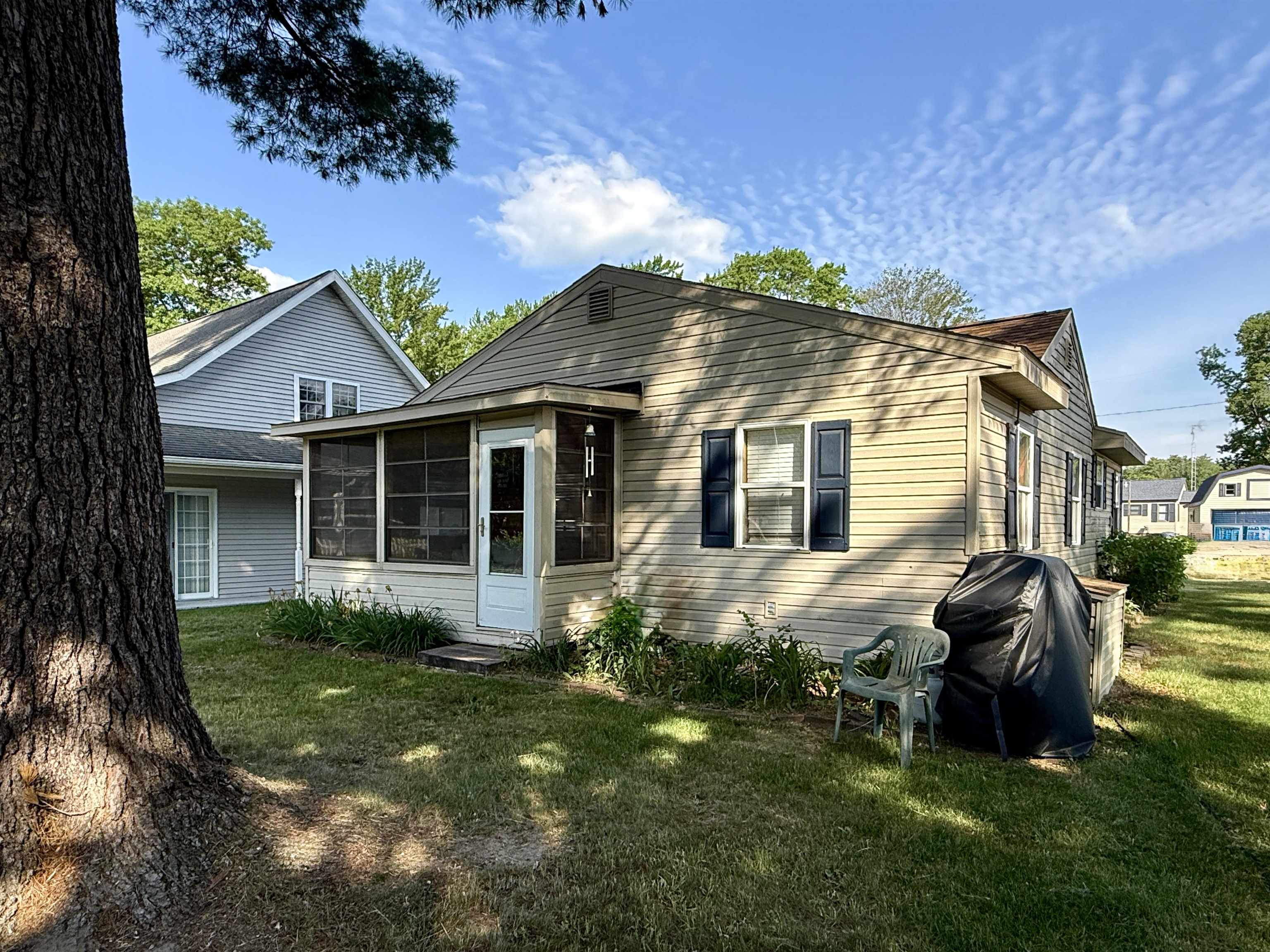 3216 Elnor Drive Gladwin, MI 48624 - Photo 2 of 48