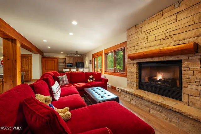 $3,890,000 | 1201 Eagle Drive, Eagle-Vail, CO 81620