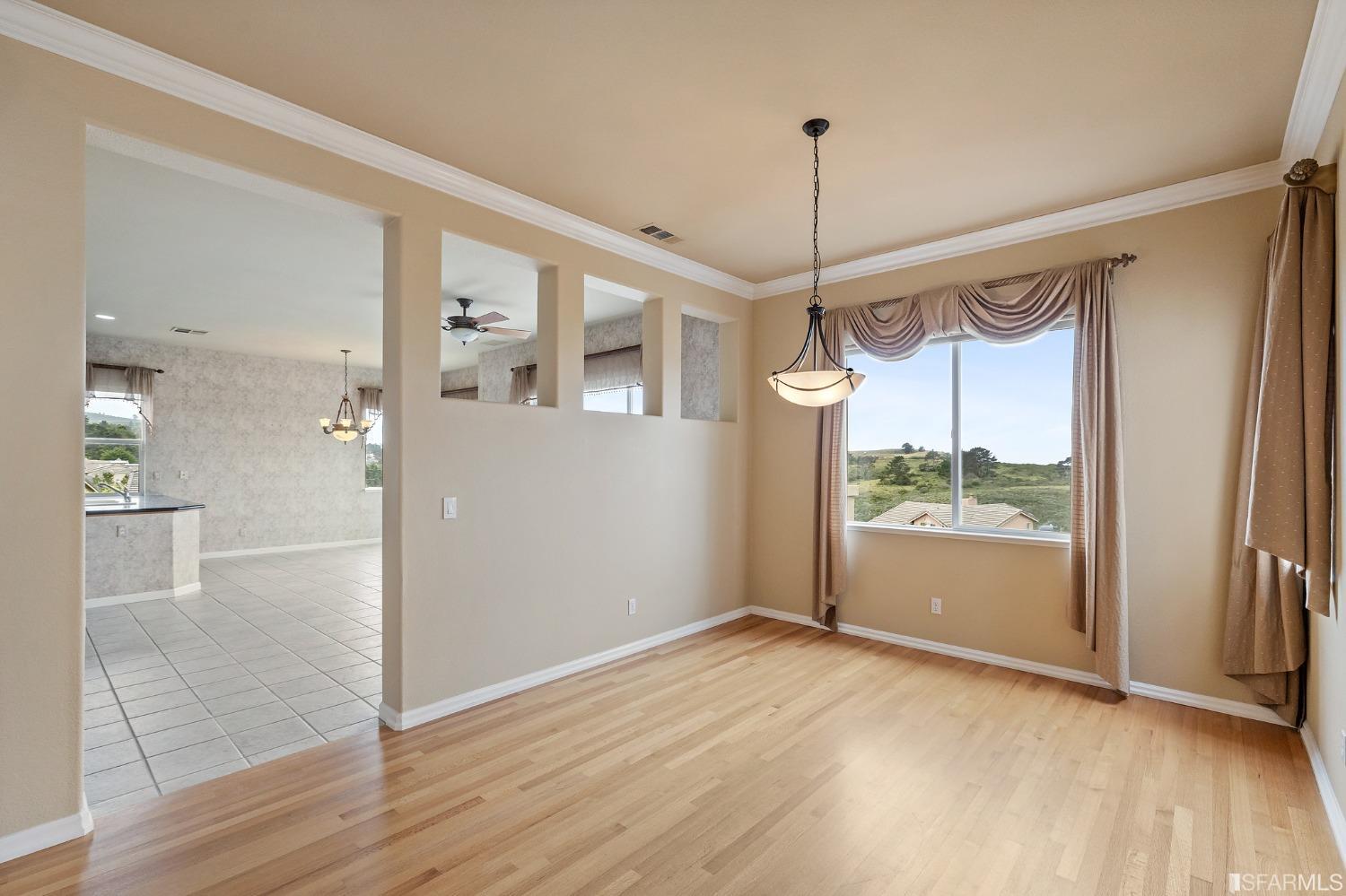 211 Sunset Court Pacifica, CA 94044 - Photo 11 of 84