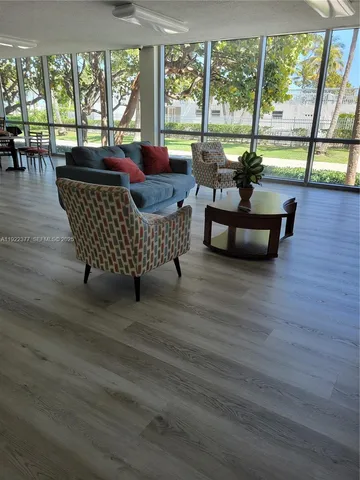 a view of a yard with an buildings