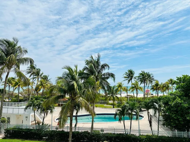 $499,000 | 2655 Collins Avenue, Unit 603, Miami Beach, FL 33140