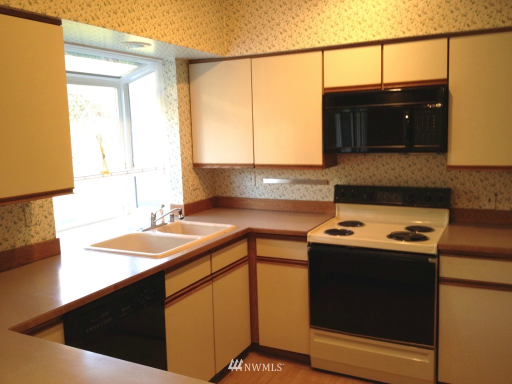 8153 Chehalis Road Birch Bay, WA 98230 - Photo 4 of 25 Gallery Image 4