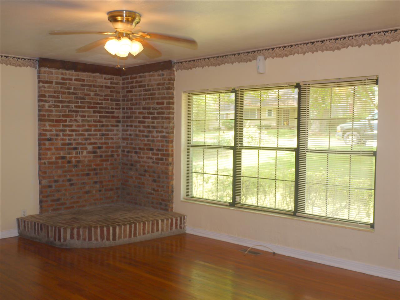 1505 Myrick Road Tallahassee, FL 32303 - Photo 5 of 9 Gallery Image 5