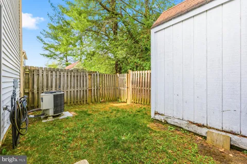 $305,000 | 15413 North Oak Court, Bowie, MD 20716